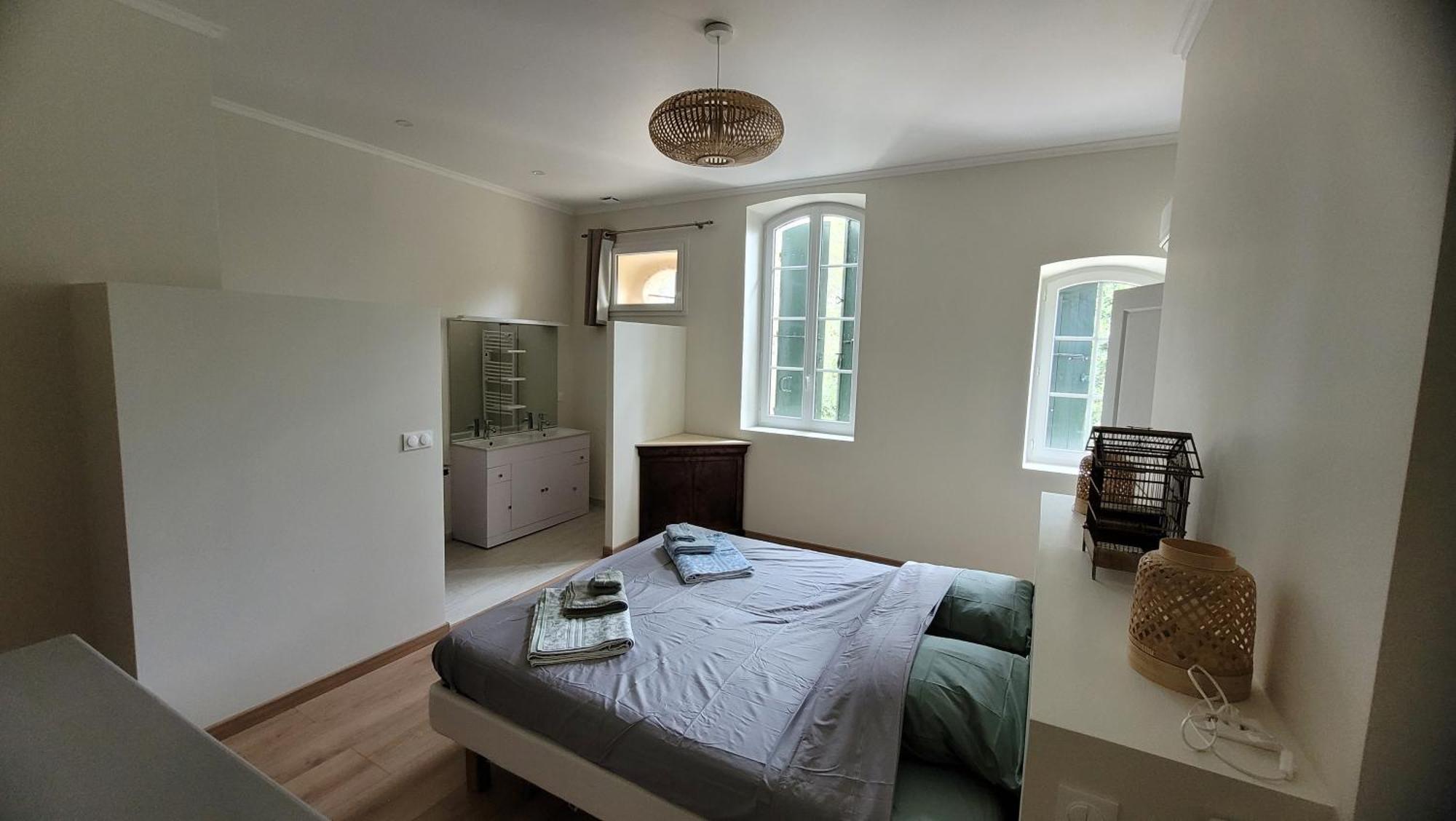 La Pinede, Logement Privatif Au Chateau Aumes Buitenkant foto