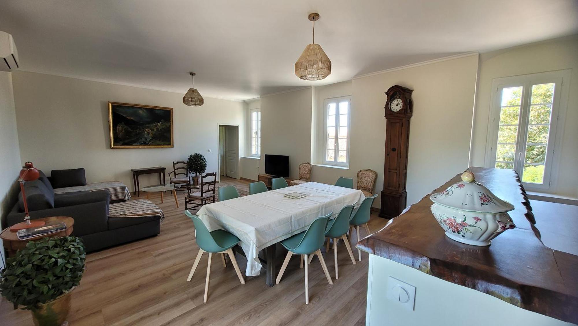 La Pinede, Logement Privatif Au Chateau Aumes Buitenkant foto